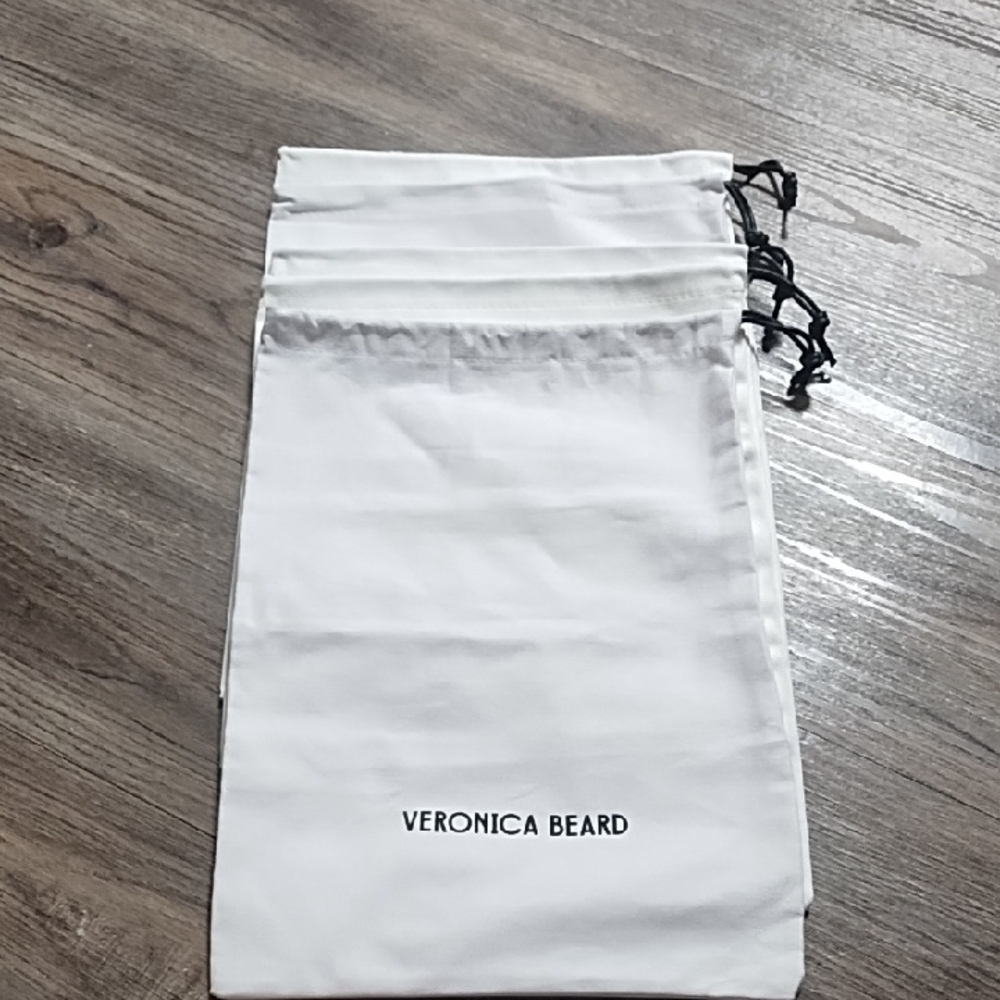 (5) Veronica Beard White Dust Bags with Black Drawstrings